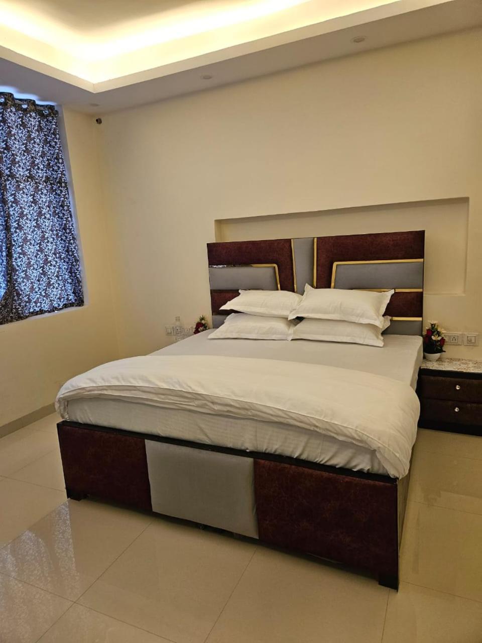 Bed and Breakfast Ashirwaad 249 Greater Noida Exterior foto