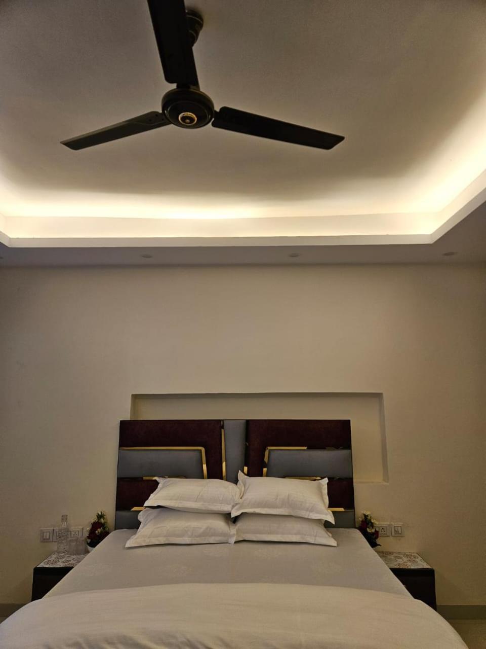 Bed and Breakfast Ashirwaad 249 Greater Noida Exterior foto